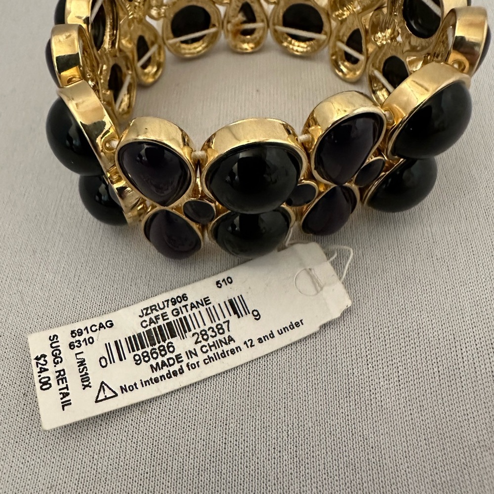 Liz Claiborne stretch bracelet with black acrylic in gold tone setting - Picture 4 of 5